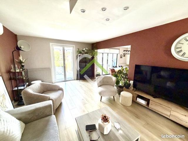 Maison 6 pièces 110 m²