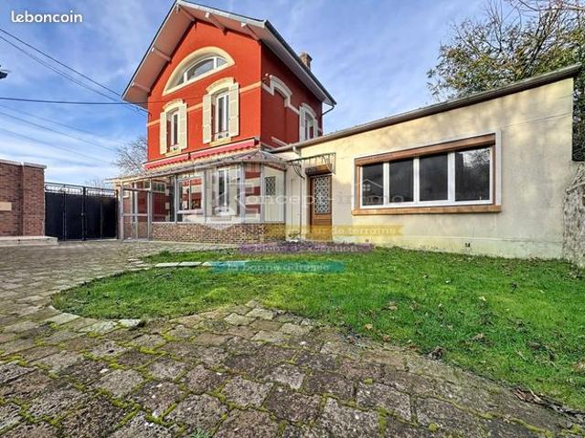 Maison 6 pièces 111 m²
