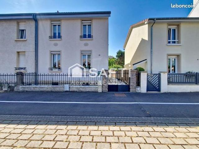 Maison 6 pièces 111 m²