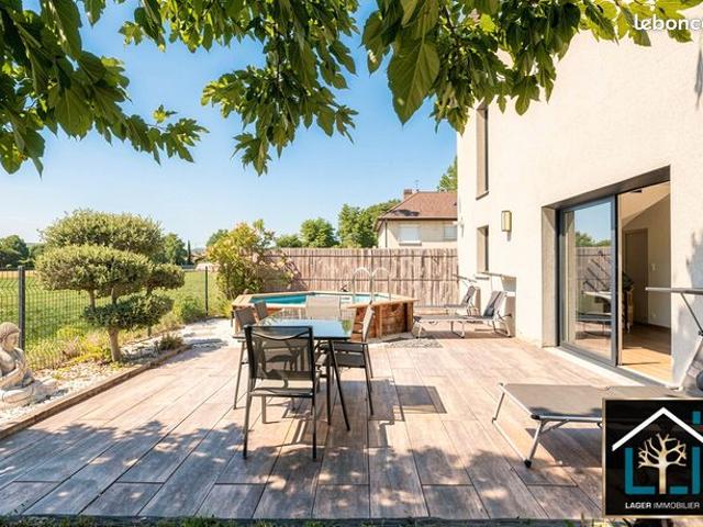 Maison 6 pièces 111 m²