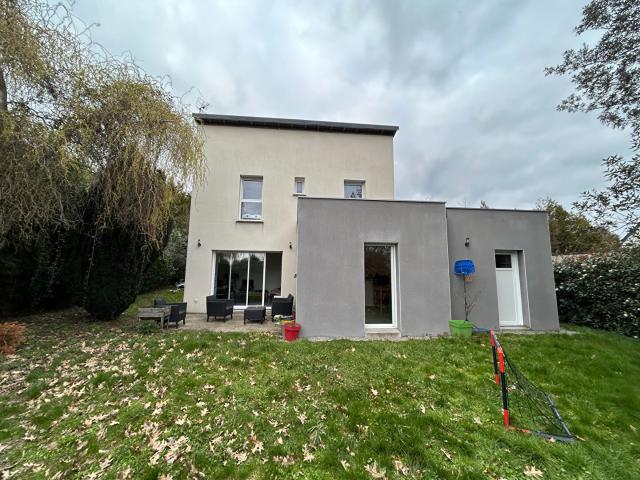 Maison 6 pièces 111 m²