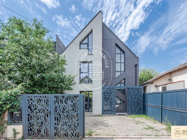 Maison 6 pièces 111 m²