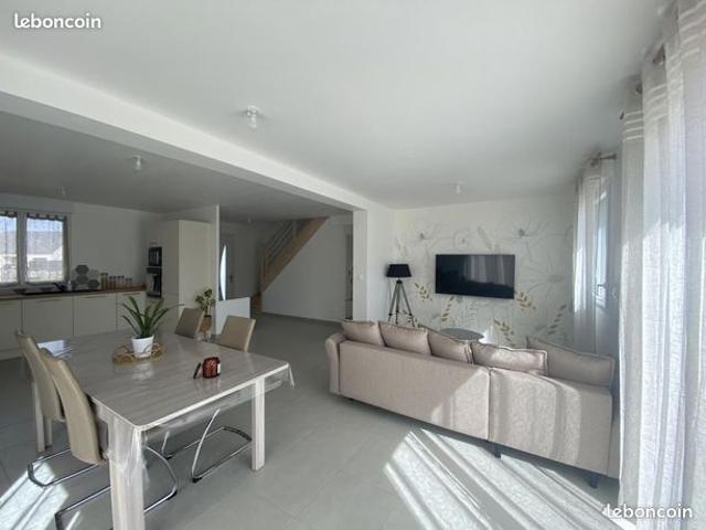 Maison 6 pièces 111 m²