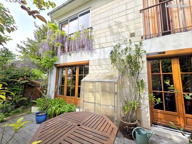 Maison 6 pièces 111 m²
