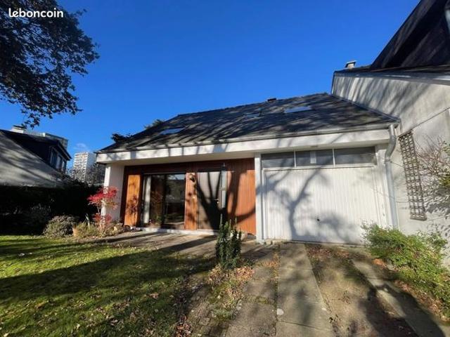 Maison 6 pièces 111 m²