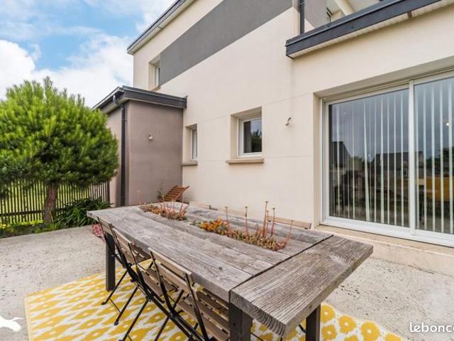 Maison 6 pièces 111 m²