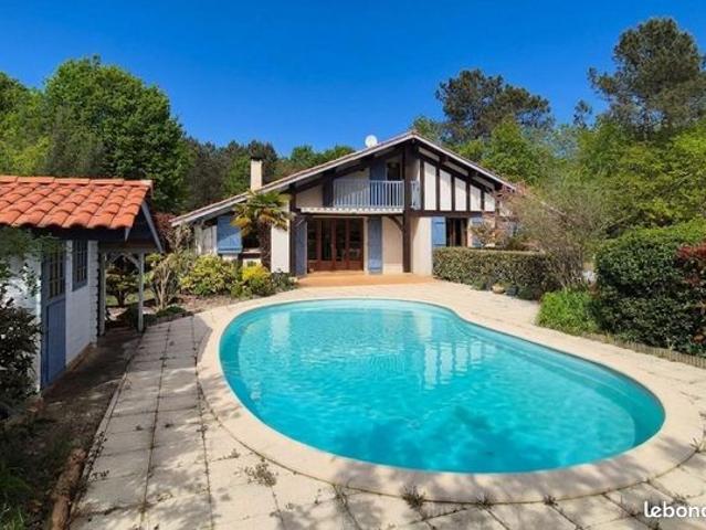 Maison 6 pièces 111 m²