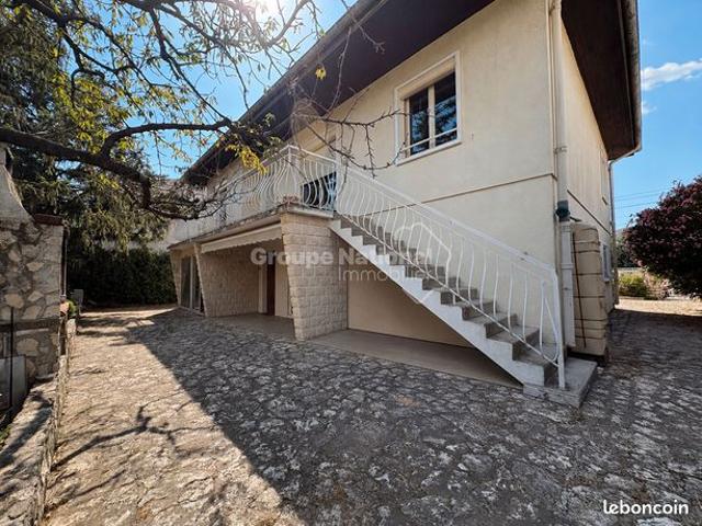 Maison 6 pièces 111 m²