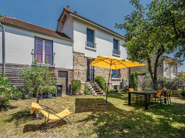 Maison 6 pièces 111 m²