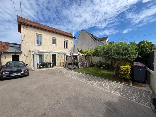 Maison 6 pièces 112 m²