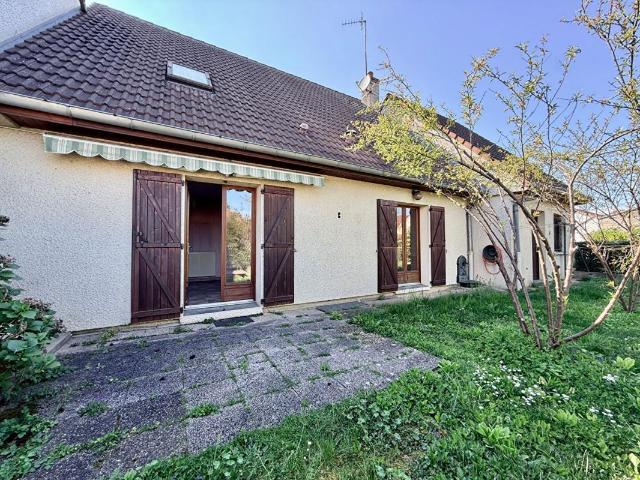 Maison 6 pièces 124 m2 avec garage et sous sol 4 chambres