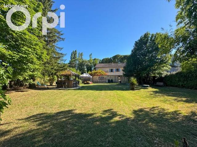 Maison 6 pièces 125 m²