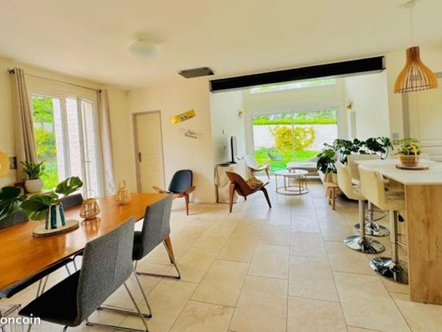 Maison 6 pièces 125 m²