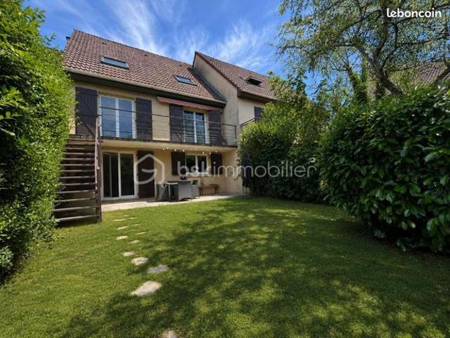 Maison 6 pièces 125 m²