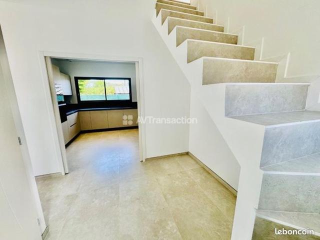Maison 6 pièces 125 m²