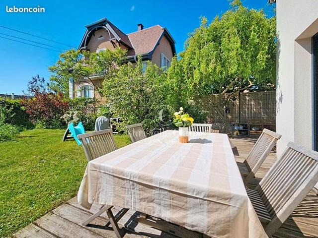 Maison 6 pièces 125 m²