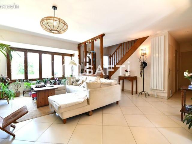 Maison 6 pièces 125 m²