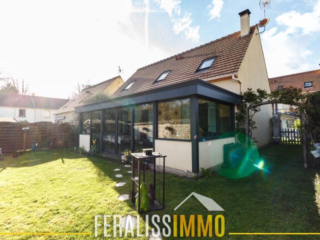 Maison 6 pièces 126 m²