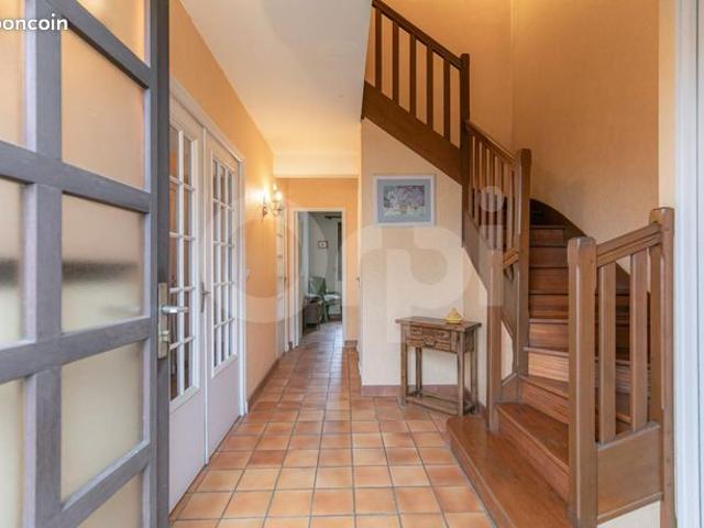 Maison 6 pièces 126 m²