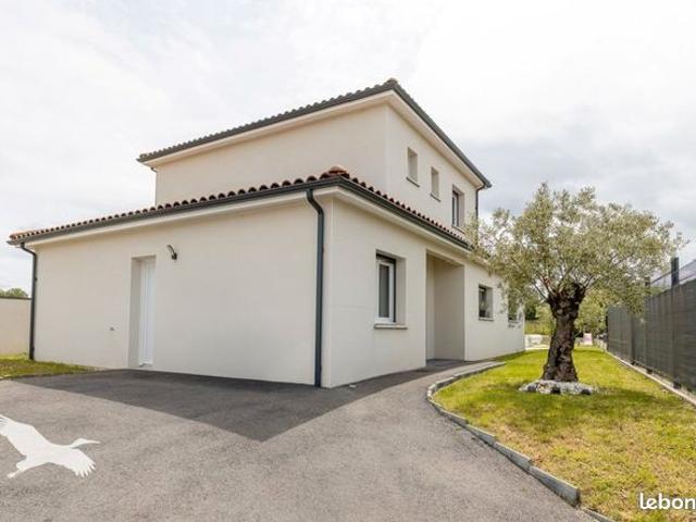 Maison 6 pièces 126 m²