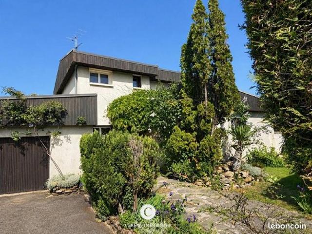 Maison 6 pièces 126 m²