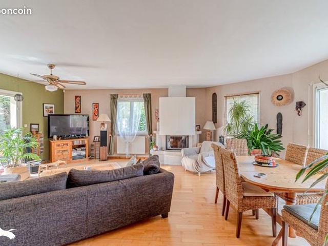 Maison 6 pièces 126 m²