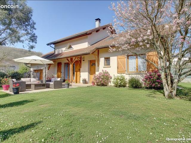 Maison 6 pièces 126 m²