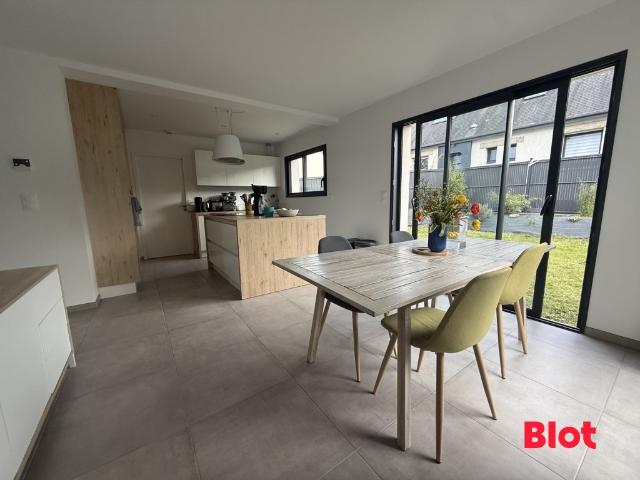 Maison 6 pièces 126 m²