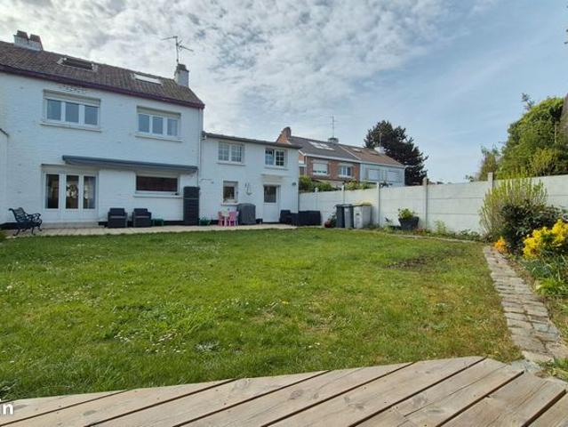 Maison 6 pièces 126 m²