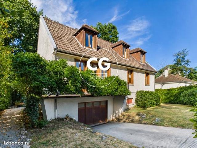 Maison 6 pièces 126 m²