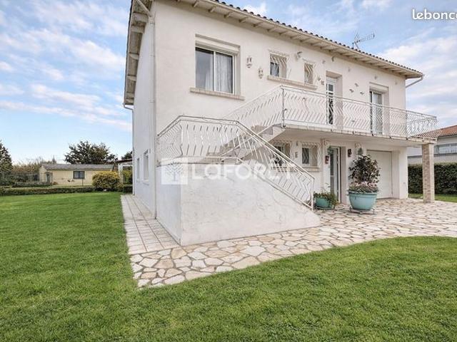 Maison 6 pièces 126 m²