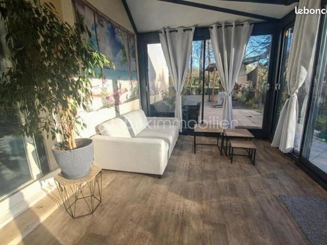 Maison 6 pièces 126 m²