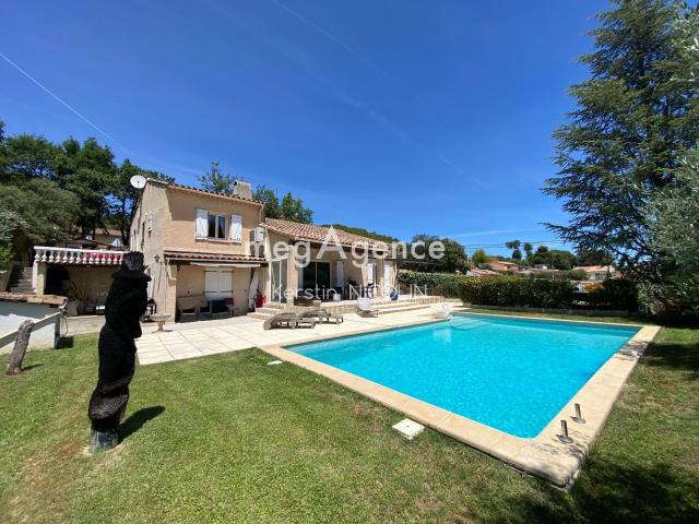 Maison 6 pièces 127 m²