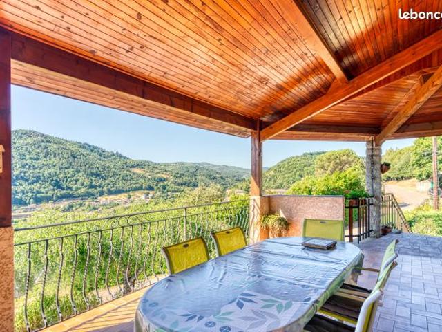 Maison 6 pièces 127 m²