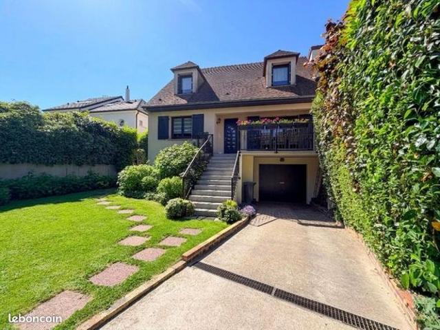 Maison 6 pièces 128 m²