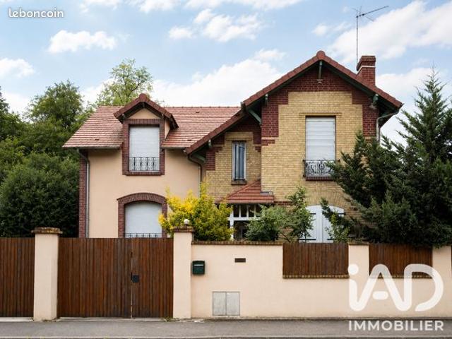 Maison familiale 6 pièces 128 m²