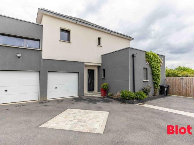 Maison 6 pièces 130 m²