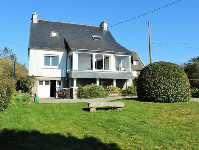 Maison 6 pièces 129 m2 Véranda Sous sol Parcelle 1157m2