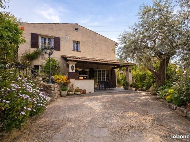 Maison 6 pièces 129 m²