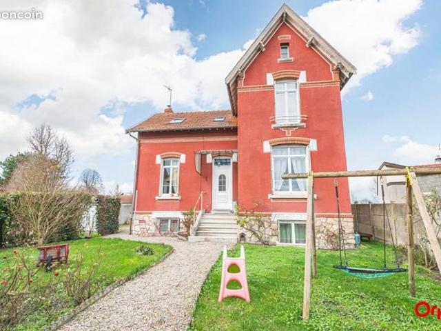 Maison 6 pièces 120 m²