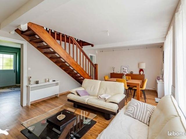 Maison 6 pièces 120 m²