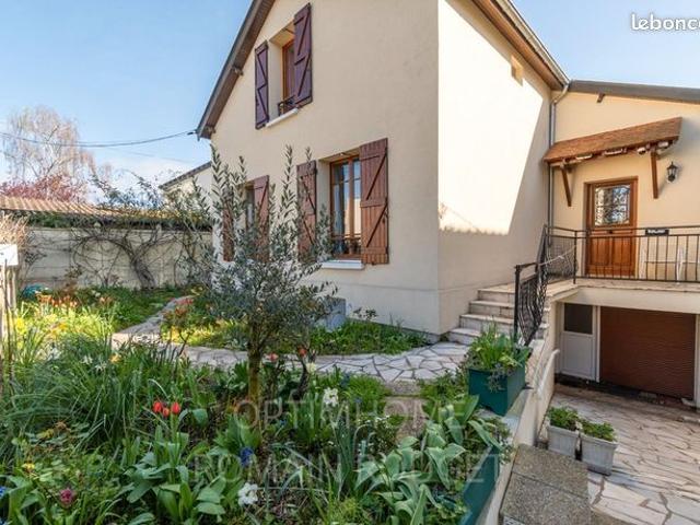 Maison 6 pièces 120 m²