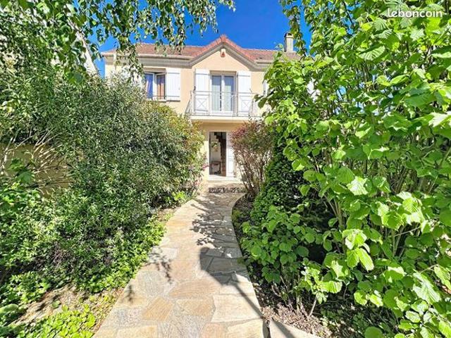 Maison 6 pièces 120 m²