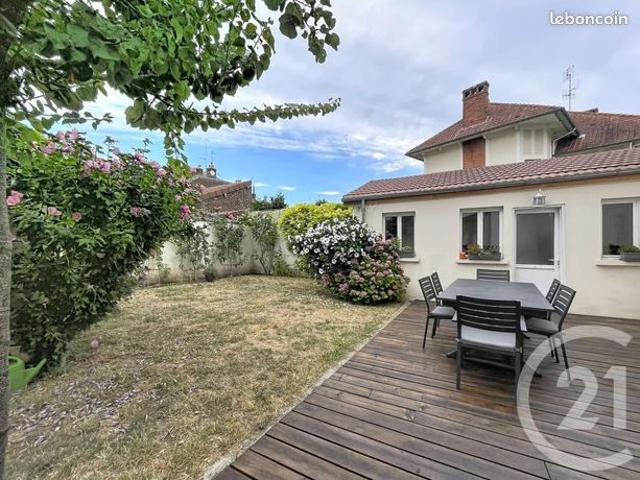 Maison 6 pièces 120 m²