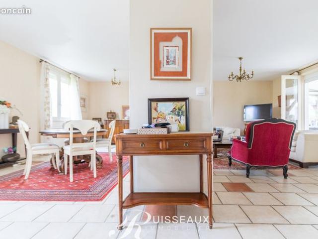 Maison 6 pièces 120 m²