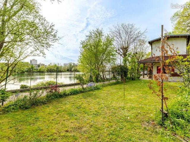 Maison 6 pièces 120 m²