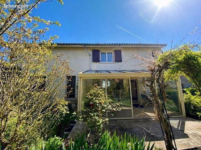 Maison 6 pièces 120 m²