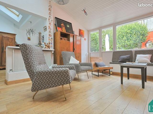 Maison 6 pièces 120 m²
