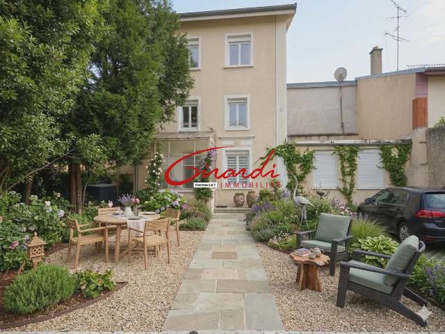 Maison 6 pièces 120 m²