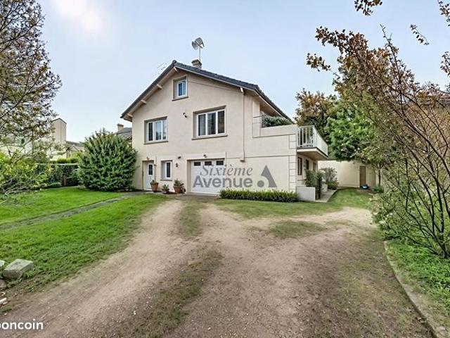 Maison 6 pièces 120 m²